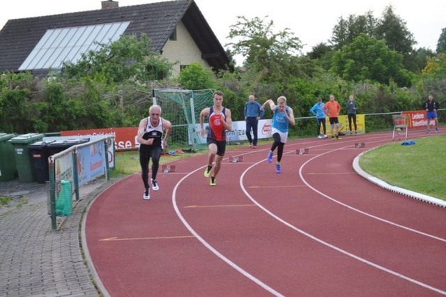 sprintergunzenhausen2018 200m 4.jpg